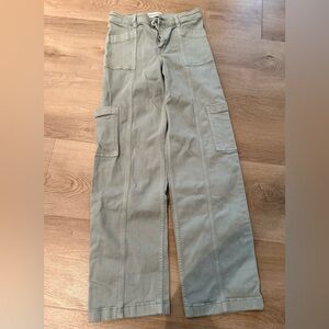 Abercrombie Kids Olive Cargo Pants size 13-14 long